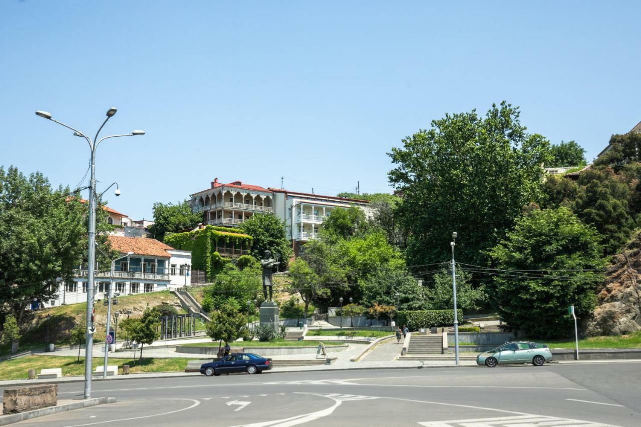 Hb Apartments Akhvelediani II Тбілісі Екстер'єр фото